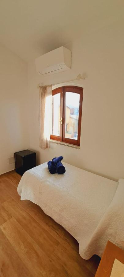San Teodoro Rooms Exteriör bild