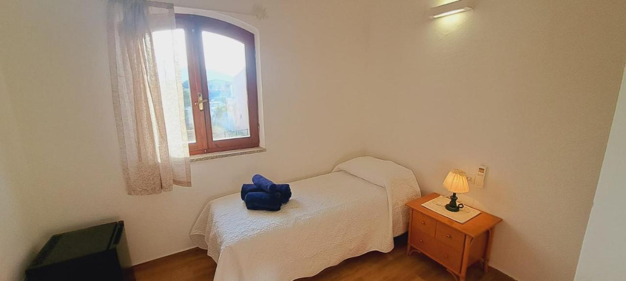 San Teodoro Rooms Exteriör bild